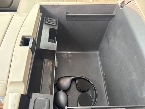 Used 2015 GMC Yukon Denali w/ Open Road Package image 32