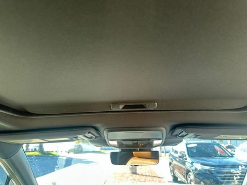 Used 2025 Subaru Forester Touring image 23