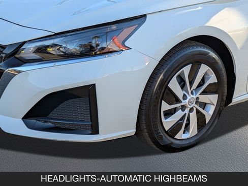 Certified 2025 Nissan Altima 2.5 S image 11