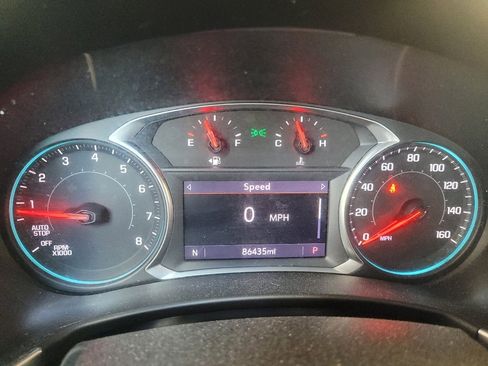 Used 2019 Chevrolet Equinox Premier FWD image 23