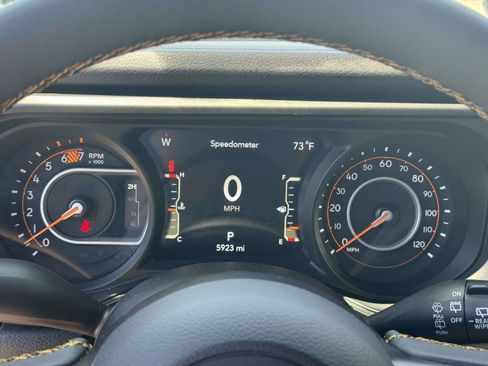 Used 2024 Jeep Wrangler Unlimited Sport AWD/4WD image 22