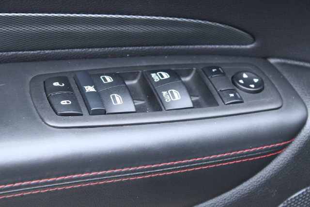 Used 2024 Dodge Durango GT RWD image 11
