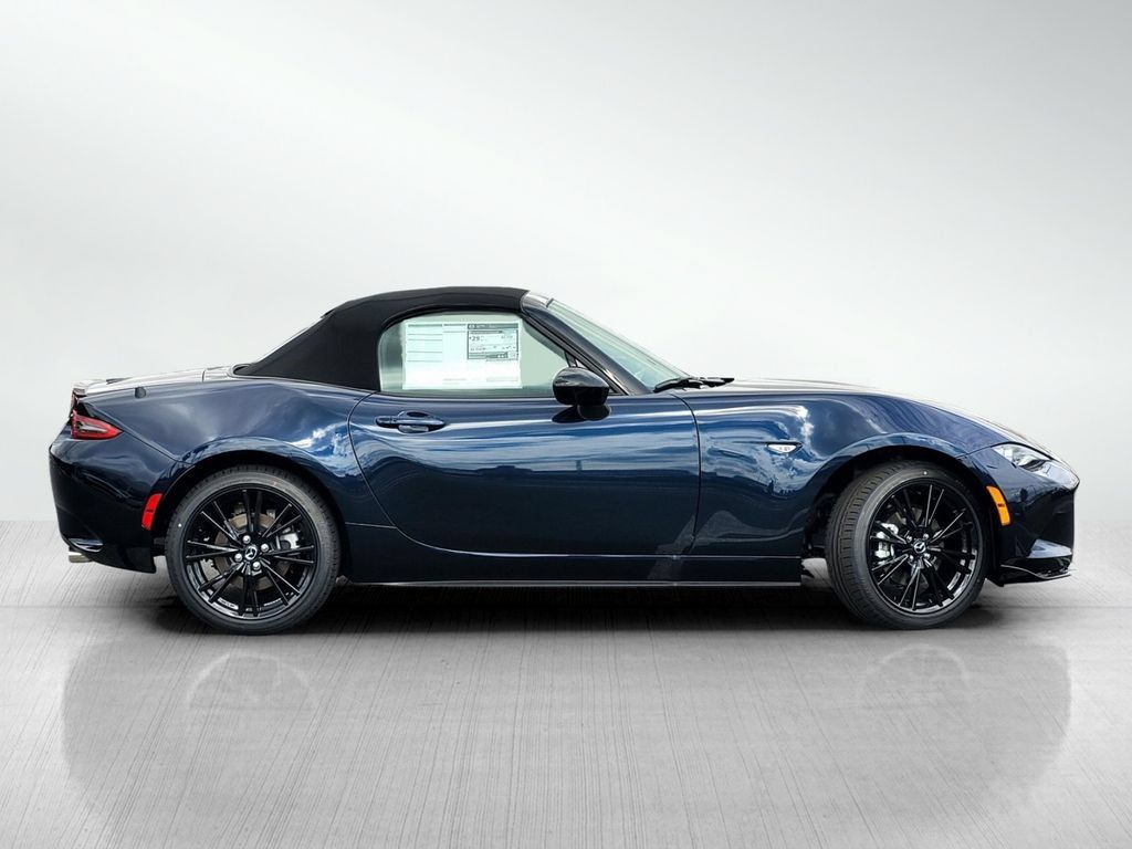 New 2026 MAZDA MX-5 Miata Club w/ Interior Package RWD image 3