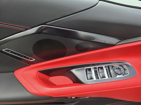 Used 2024 Chevrolet Corvette Stingray Premium Conv RWD image 14