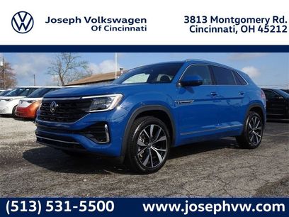 New 2025 Volkswagen Atlas Cross Sport SEL Premium R-Line