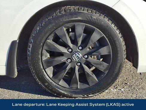 Used 2022 Honda Civic EX-L image 10