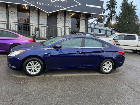 Used 2012 Hyundai Sonata GLS w/ Popular Equipment Pkg image 2