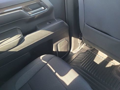Used 2024 Chevrolet Silverado 1500 LT AWD/4WD image 15