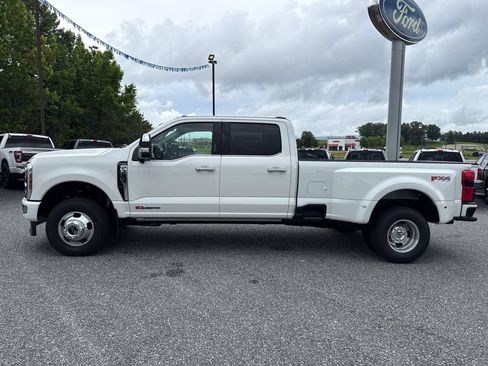 New 2026 Ford F350 Platinum w/ Platinum Plus Package AWD/4WD image 4
