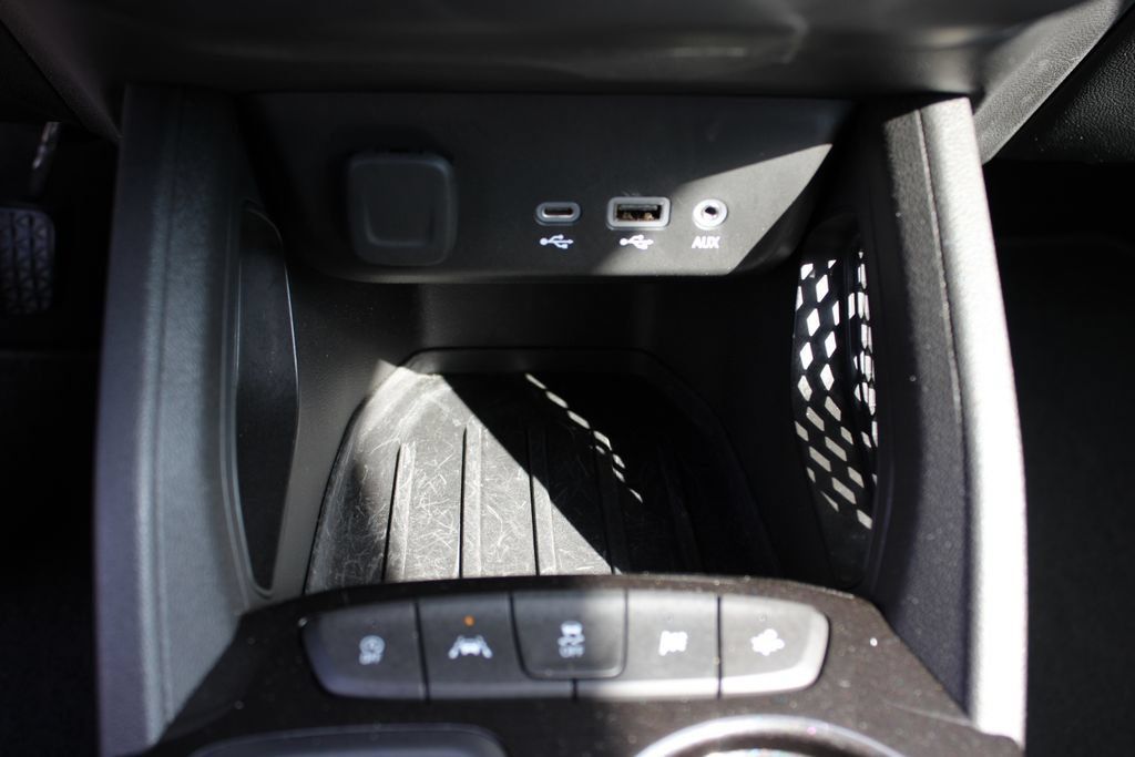 Used 2021 Chevrolet TrailBlazer LT w/ Convenience Package FWD image 20