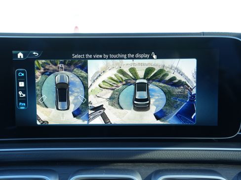 New 2026 Mercedes-Benz GLS 450 4MATIC image 29