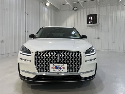 Used 2023 Lincoln Corsair FWD image 16
