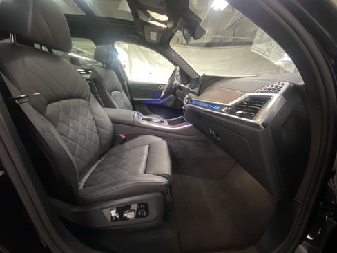 Used 2025 BMW X5 xDrive40i w/ Climate Comfort Package AWD/4WD image 30