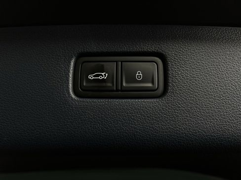 Used 2023 Genesis GV80 2.5T w/ Prestige 20" Package image 34