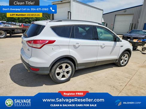 Used 2016 Ford Escape SE w/ Equipment Group 201A image 4