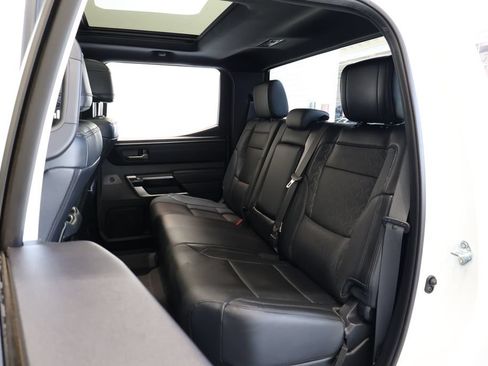 Used 2025 Toyota Tundra Limited AWD/4WD image 20
