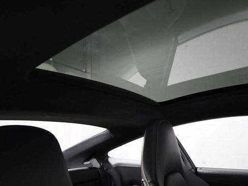 Used 2019 Porsche 911 Carrera GTS image 20