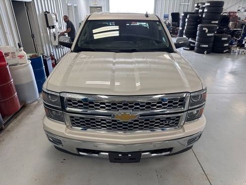 Used 2015 Chevrolet Silverado 1500 LTZ w/ LTZ Plus Package AWD/4WD image 32