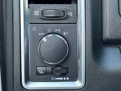 Used 2024 RAM 1500 Warlock RWD image 29