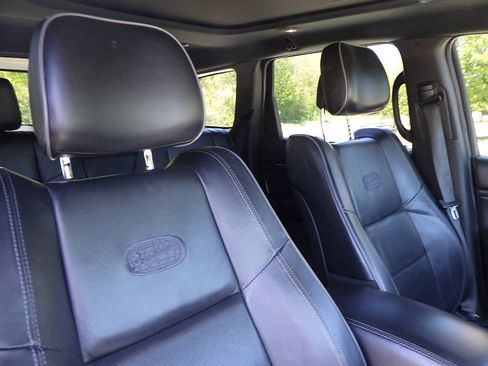 Used 2019 Jeep Grand Cherokee Overland AWD/4WD image 17