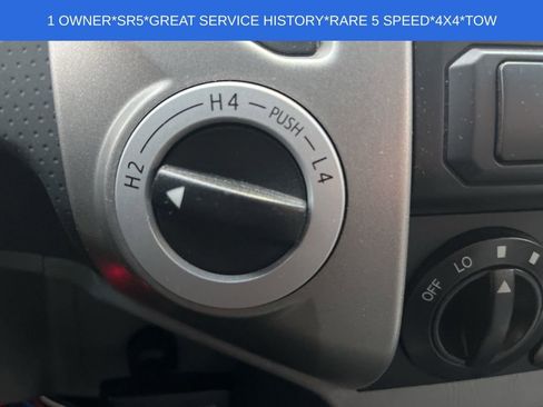 Used 2012 Toyota Tacoma 4x4 Access Cab w/ SR5 Pkg image 28