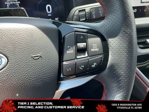 Used 2025 Ford Explorer ST-Line w/ ST-Line Street Pack AWD/4WD image 29