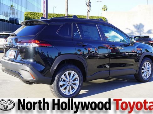 New 2026 Toyota Corolla Cross LE image 4