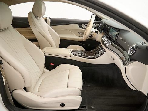 Used 2022 Mercedes-Benz E 450 4MATIC Coupe image 31
