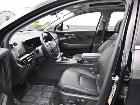 Used 2026 Kia Sportage EX w/ EX Panorama Roof Package FWD image 12