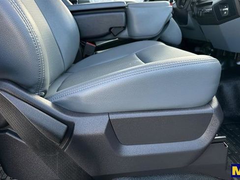 Used 2015 Ford F550 XL image 20