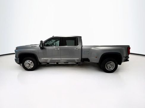 Certified 2025 Chevrolet Silverado 3500 High Country w/ High Country Premium Package AWD/4WD image 4