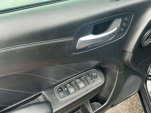 Used 2022 Dodge Charger SXT w/ Plus Group RWD image 16