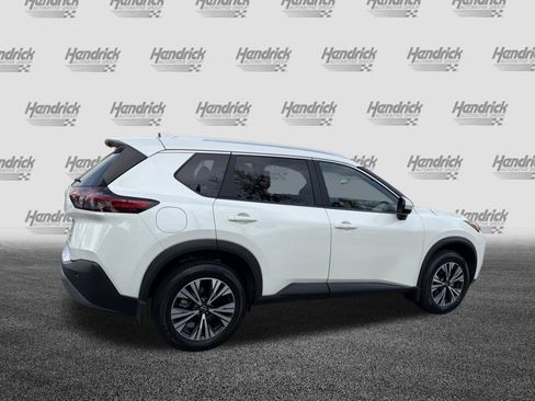 Used 2023 Nissan Rogue SV w/ SV Premium B Package image 11
