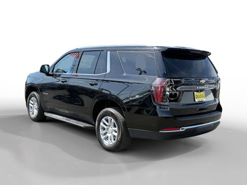Used 2025 Chevrolet Tahoe LT AWD/4WD image 3