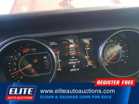 Used 2019 Jeep Wrangler Unlimited Sahara w/ Safety Group image 17