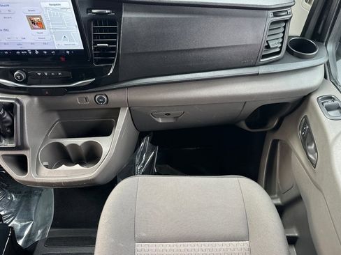 Used 2023 Ford Transit 350 XLT image 29