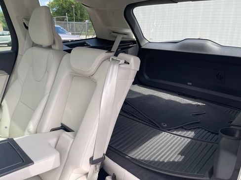 Used 2025 Volvo XC90 B6 Plus w/ Protection Package Premier AWD/4WD image 16
