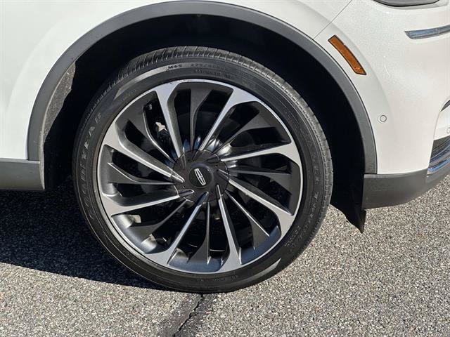 Used 2023 Lincoln Aviator Reserve w/ Equipment Group 201A AWD/4WD image 7