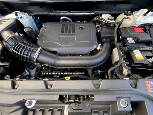 Certified 2023 GMC Acadia SLE w/ Driver Convenience Package image 29