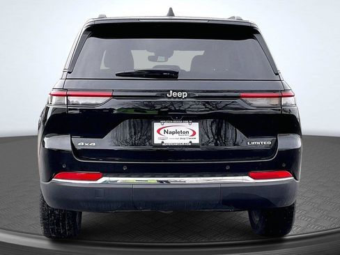 Used 2023 Jeep Grand Cherokee Limited w/ Trailer Tow Prep Group (B) image 4