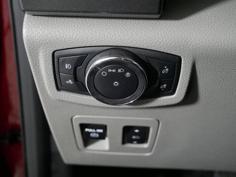 Used 2018 Ford F150 XLT w/ Equipment Group 302A Luxury image 26