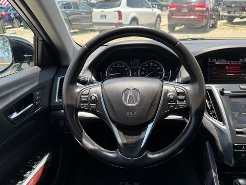 Used 2016 Acura TLX image 11