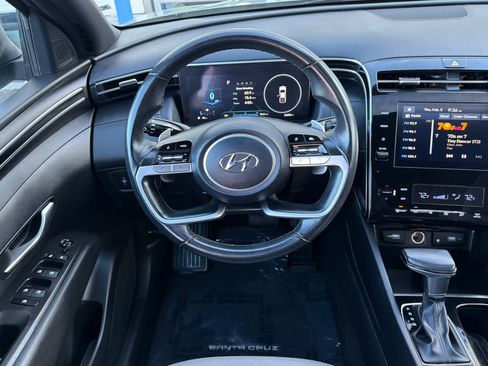 Used 2022 Hyundai Santa Cruz SEL Premium image 16