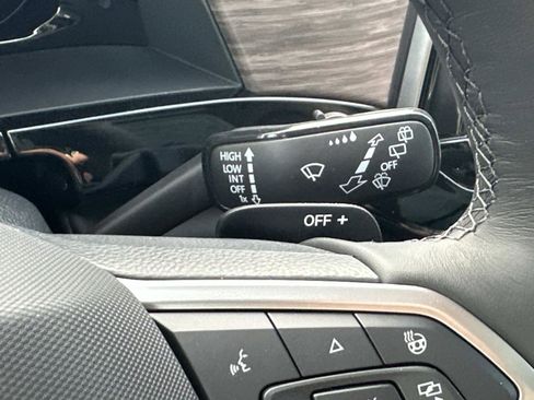 New 2026 Volkswagen Atlas SEL Premium R-Line image 25