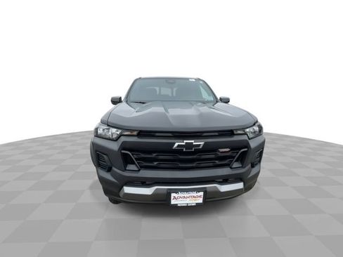 Used 2024 Chevrolet Colorado Trail Boss w/ Advanced Trailering Package image 3