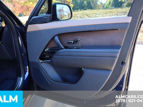 Used 2023 Land Rover Range Rover Sport SE Dynamic image 30