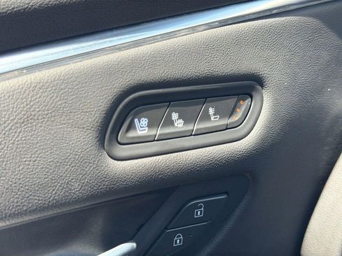 Certified 2023 Cadillac Escalade Sport AWD/4WD image 19
