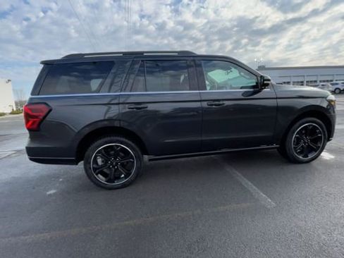 Certified 2022 Ford Expedition Limited AWD/4WD image 11