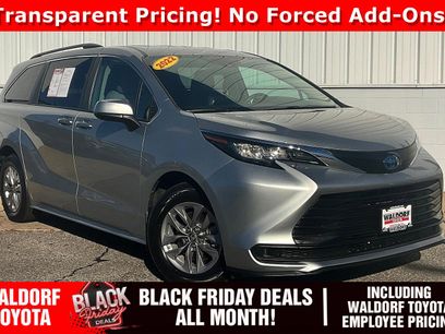 Used 2022 Toyota Sienna LE