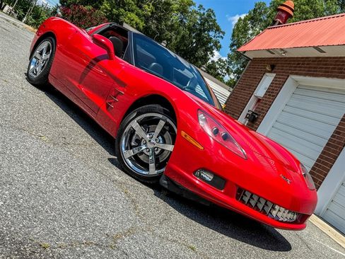 Used 2009 Chevrolet Corvette Coupe w/ Preferred Equipment Group RWD image 31